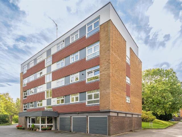 Flat for sale in Knowle, Solihull