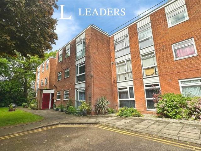 Flat for sale in Turves Green, West Midlands