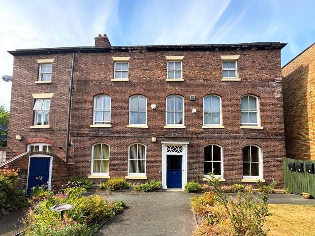 Flat for sale in Telford