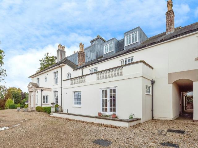 Flat for sale in Cerne Abbas, East Dorset
