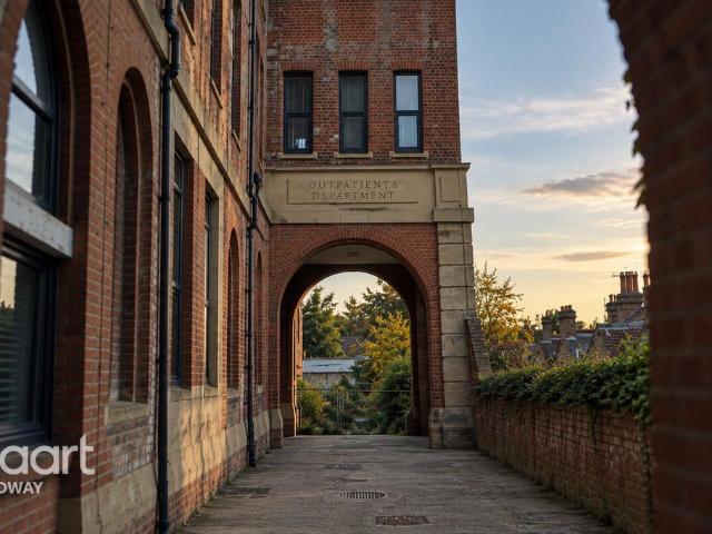 Flat for sale in Troy Town, Rochester