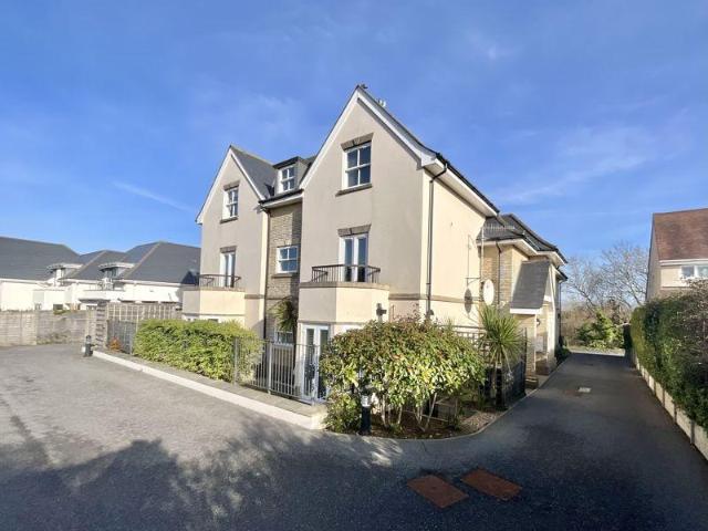 Flat for sale in Wick, Bournemouth