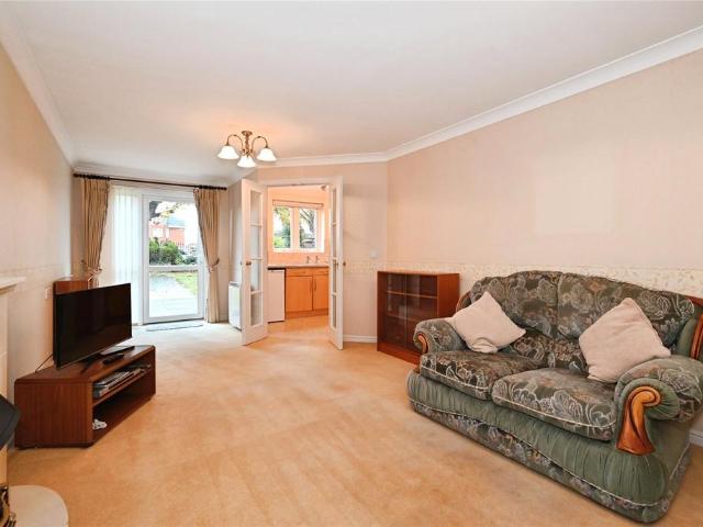 Flat for sale in Winnersh