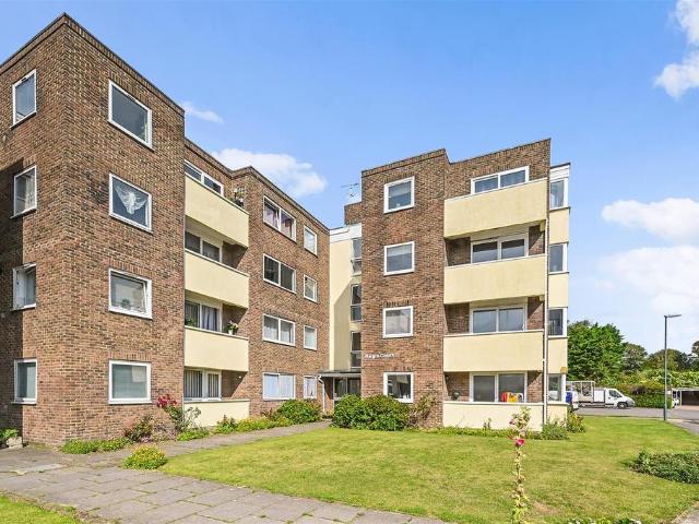 Flat for sale in Clapham, West Sussex