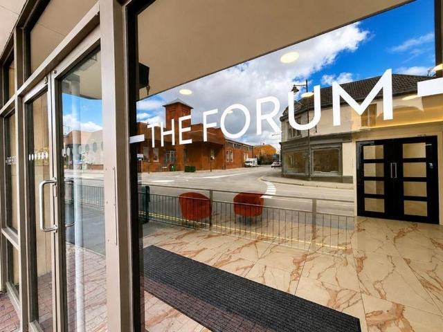 Flat for sale in Lakeside, Rodbourne
