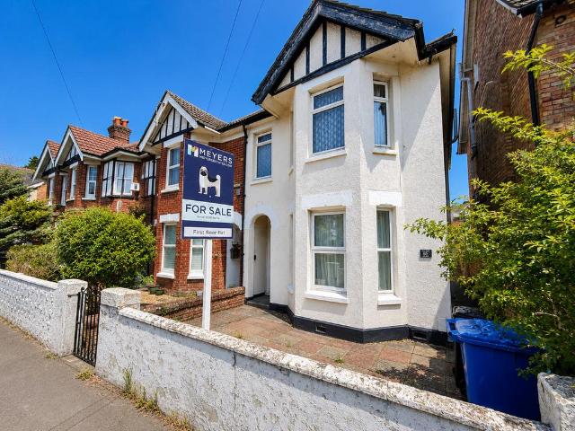 Flat for sale in Parkstone, Poole