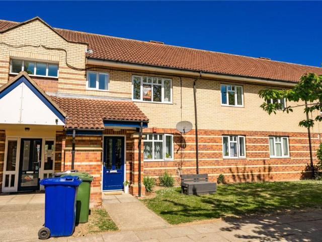 Flat for sale in Nunsthorpe, Grimsby