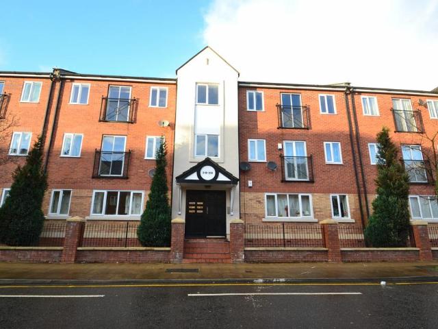 Flat for sale in Hulme, Georgia