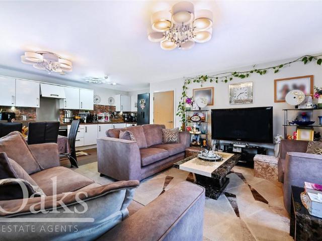 Flat for sale in London Borough of Merton, Greater London
