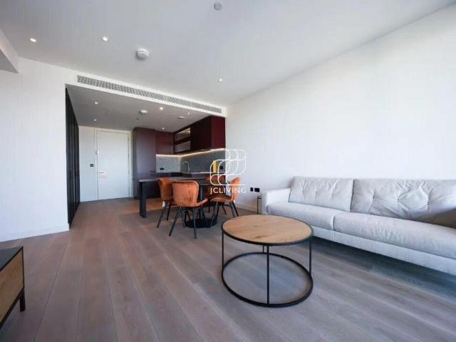 Flat for sale in Nine Elms, Greater London