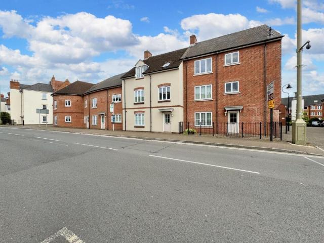Flat for sale in Dromore, Oxfordshire