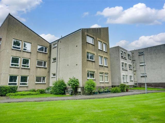 Flat for sale in Ballindoch, Scotland