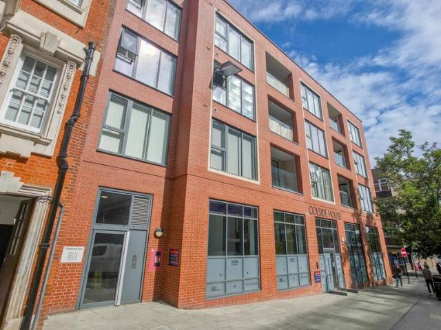 Flat for sale in Callis Yard, Greater London