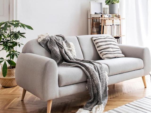 Flat for sale in West Yorkshire