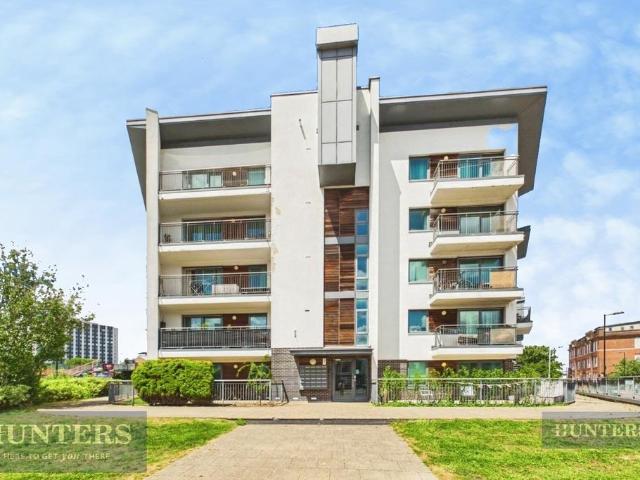 Flat for sale in St Mary's, City Of Southampton