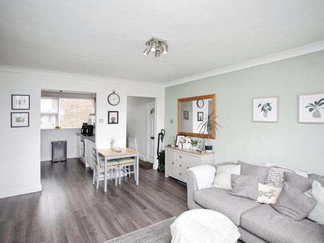 Flat for sale in Bilton, Rugby