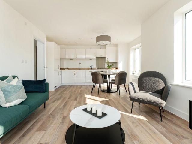 Flat for sale in Canford Magna, Bearwood