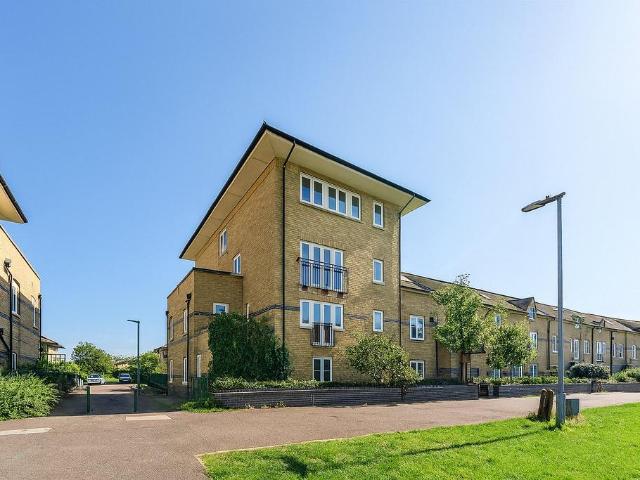 Flat for sale in Chesterton, Arbury