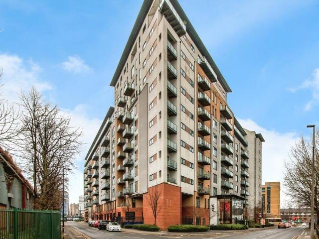 Flat for sale in Ordsall, Salford