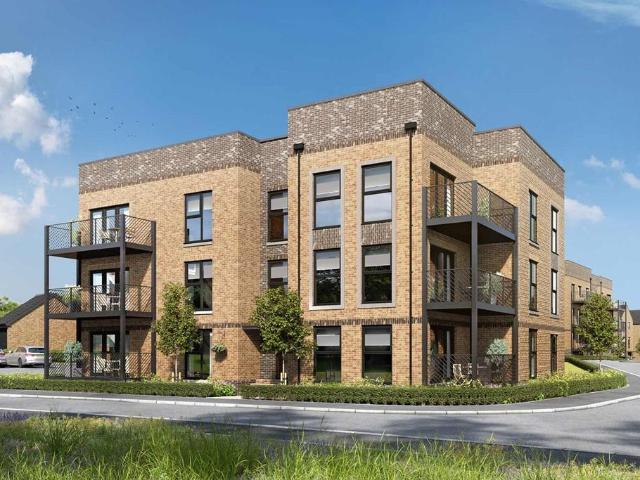Flat for sale in Carpenders Park, Three Rivers