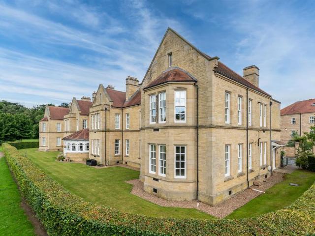 Flat for sale in Burley-in-Wharfedale, Burley In Wharfedale