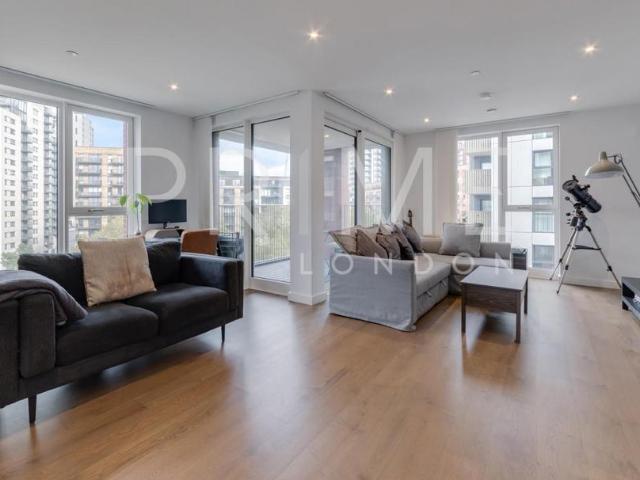 Flat for sale in Elephant and Castle, Greater London
