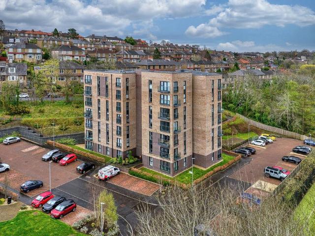 Flat for sale in Kelvindale, Scotland