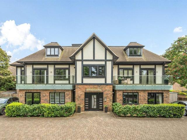 Flat for sale in Bickley, Greater London