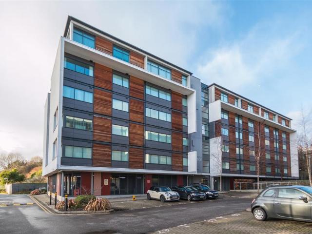 Flat for sale in Salford Quays, Salford