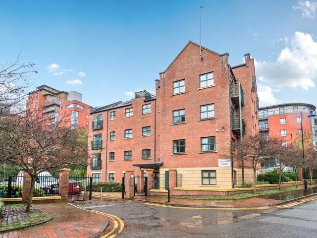 Flat for sale in City Centre, Georgia