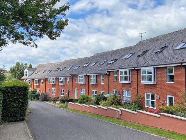 Flat for sale in Littletown, Budlake