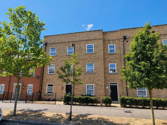 Flat for sale in Bedford