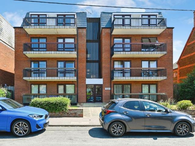 Flat for sale in Hunstanton, Brookville