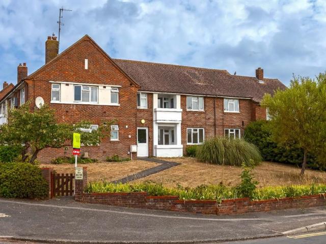 Flat for sale in Fishersgate, West Sussex