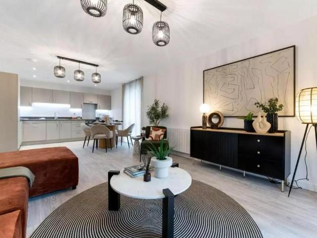 Flat for sale in Cauldwell, Bedford