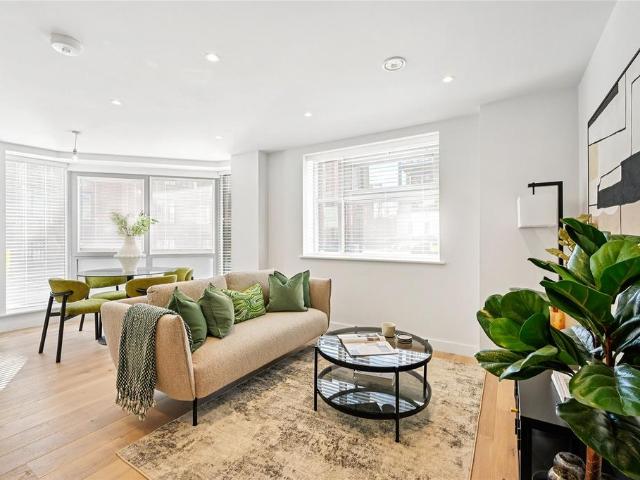 Flat for sale in Clerkenwell, Greater London