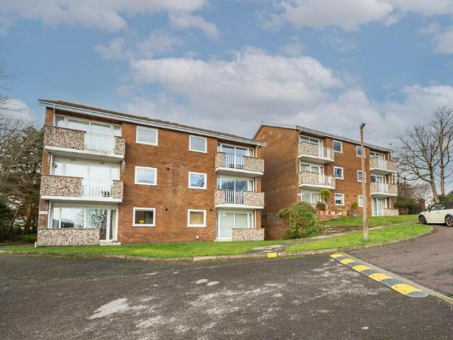 Flat for sale in Newton, Wales