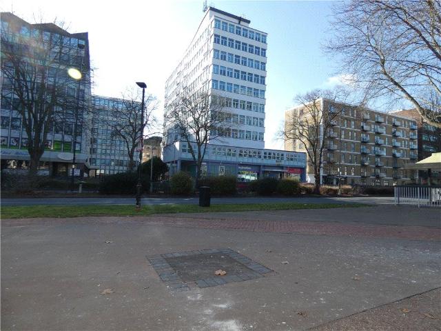Flat for sale in Prittlewell, Alton Barnes