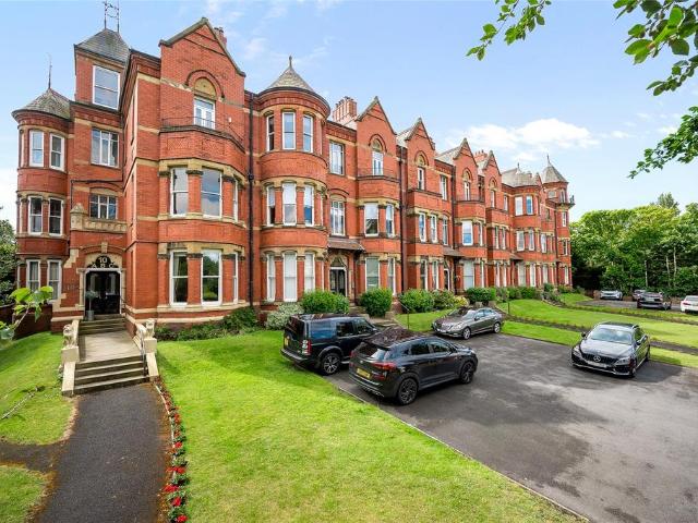 Flat for sale in Southport, Sefton