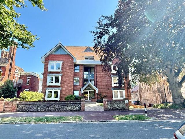 Flat for sale in Eastbourne, East Sussex