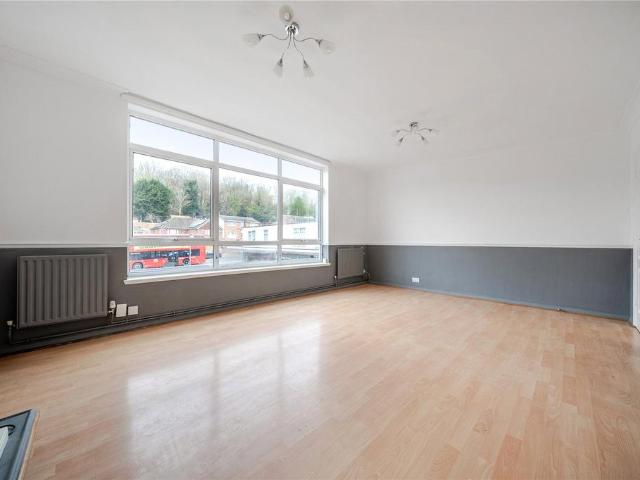 Flat for sale in London Borough of Bromley, Greater London