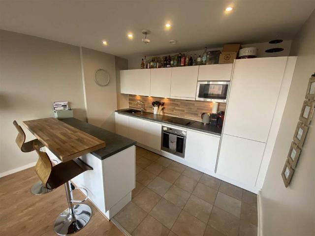 Flat for sale in City Centre, Georgia