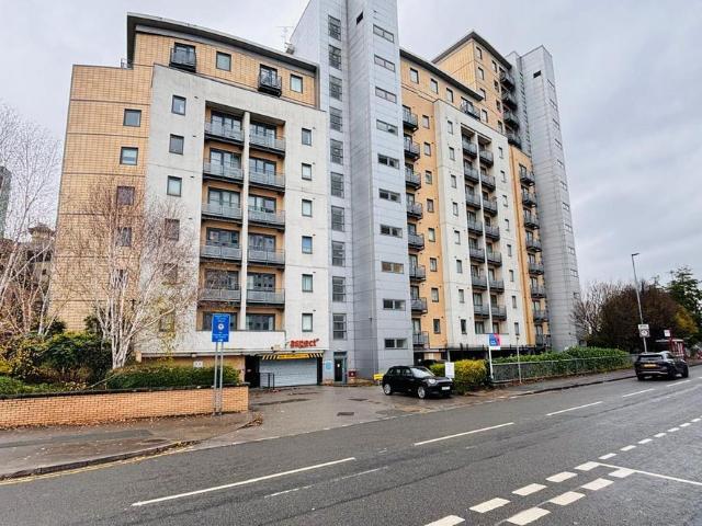 Flat for sale in Leylands, West Yorkshire