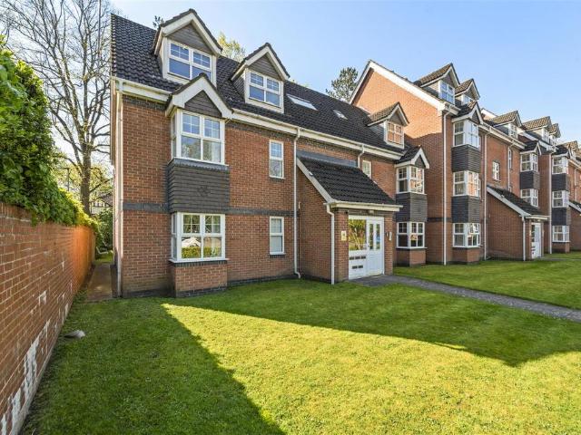 Flat for sale in Georgia, Greater Manchester