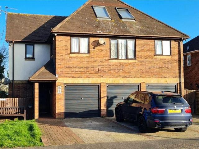 Flat for sale in Moulsham, Chelmsford