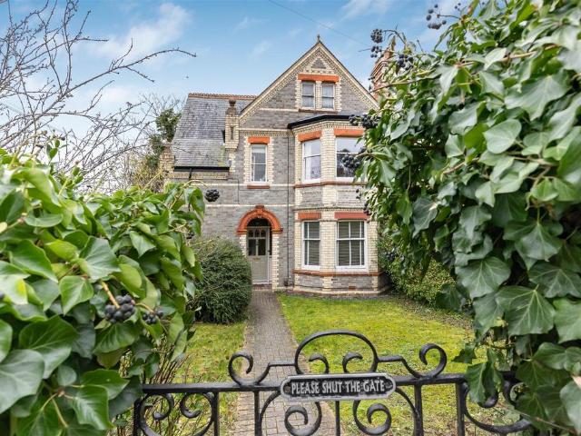 Flat for sale in Reading, Isle Of Man