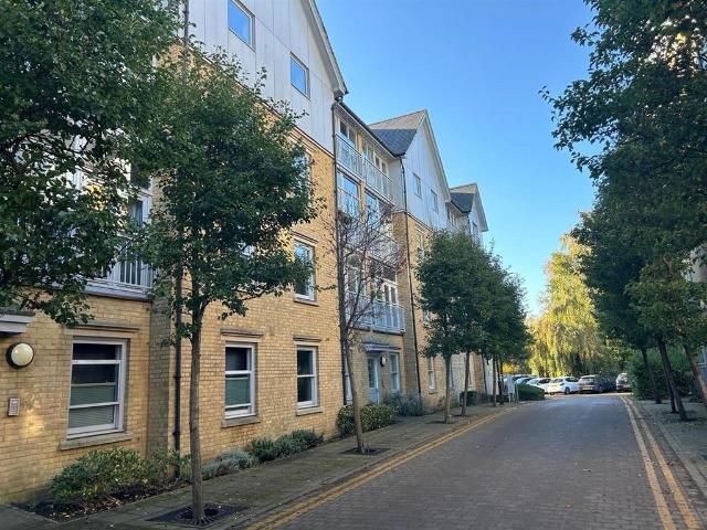 Flat for sale in Wincheap, The Bridge