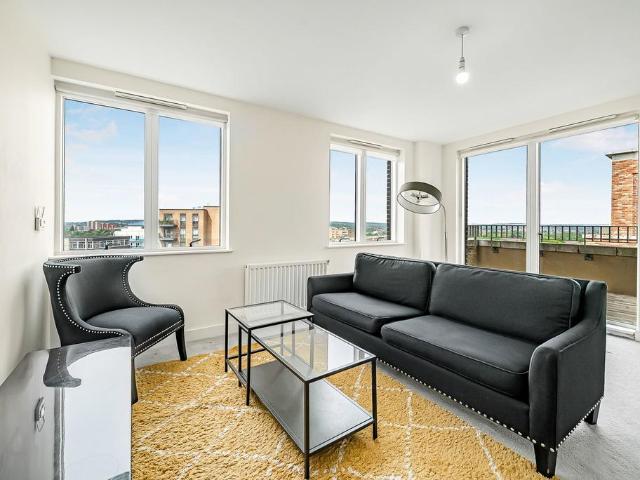 Flat for sale in Kenton, Greater London