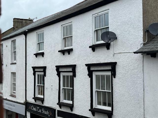 Flat for sale in Budlake, Devon
