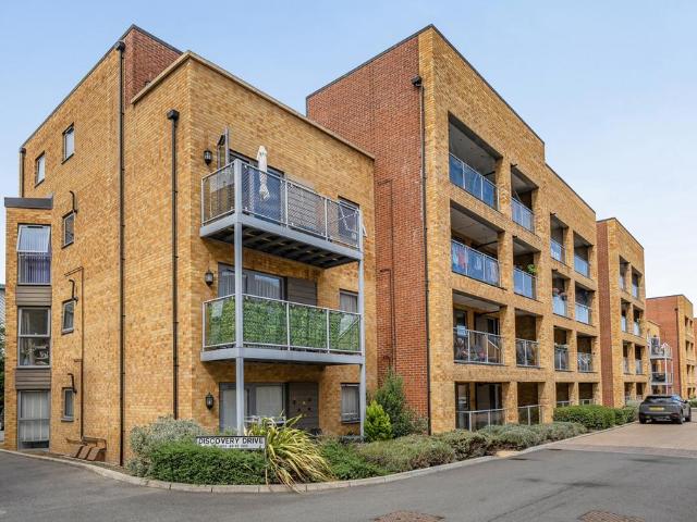 Flat for sale in Swanley, The Butts